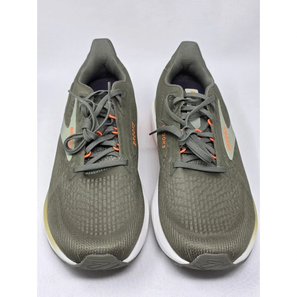 Brooks Men's Sz 10 Running Revel 8 Lace Up Sneakers Green 1104681D380 New